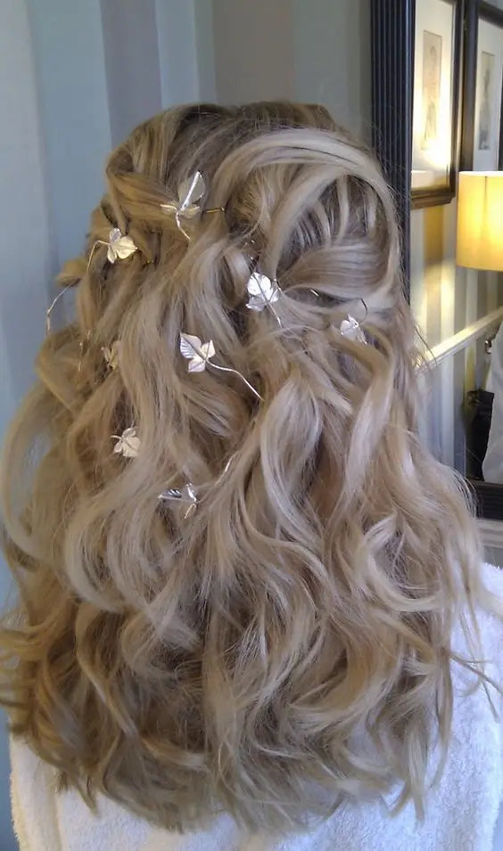 30+ Bridal Hairstyles for Perfect Big Day; Prom/hoco hair; Wedding updo hairstyles; Braid styles for long or medium length hair; Easy hairstyles for women.