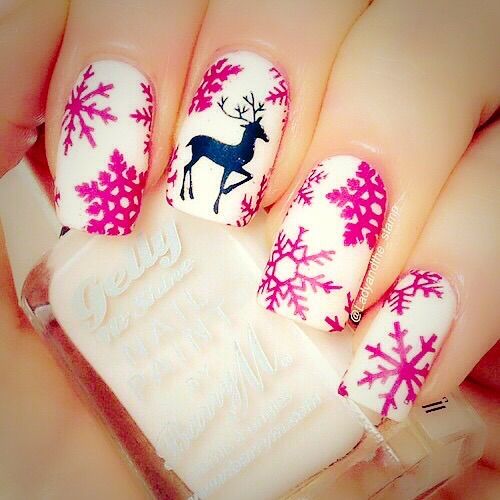 Christmas Nail Art with Deer; Christmas nails; cute Christmas nails; Christmas coffin nails; easy Christmas nails; Christmas nails designs;