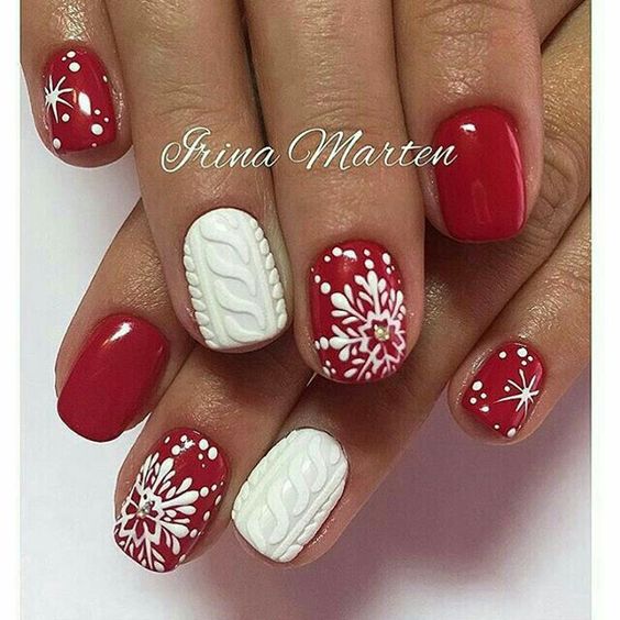 Red Christmas Snowflakes Nail Art; Christmas nails; cute Christmas nails; Christmas coffin nails; easy Christmas nails; Christmas nails designs;Snowflakes Nails;