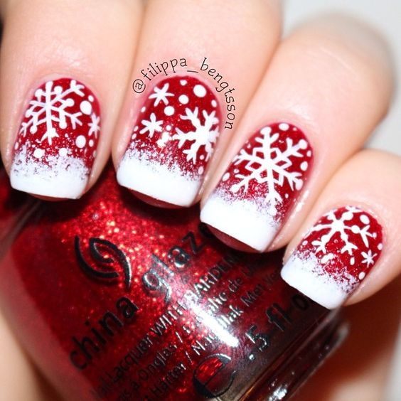 Red Christmas Snowflakes Nail Art; Christmas nails; cute Christmas nails; Christmas coffin nails; easy Christmas nails; Christmas nails designs;Snowflakes Nails;