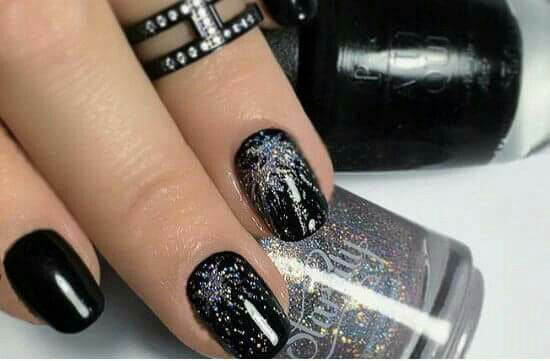 99+ Trending Black Nails Art Manicure Ideas; Black coffin nails; Black acrylic nails; long Black gel nail; short Black nails; Black cute nails; Black matte nails; Black glitter nails.