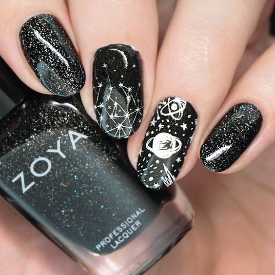 99+ Trending Black Nails Art Manicure Ideas; Black coffin nails; Black acrylic nails; long Black gel nail; short Black nails; Black cute nails; Black matte nails; Black glitter nails.