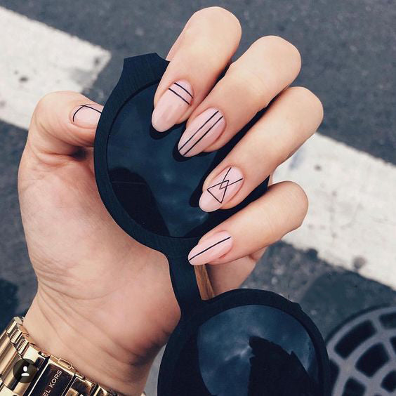 GEOMETRIC NAIL ART IDEAS; nails alchemy; claws; geometric nails; nails designs; Halloween nails; nails art; geometric aesthetic; nails polish;