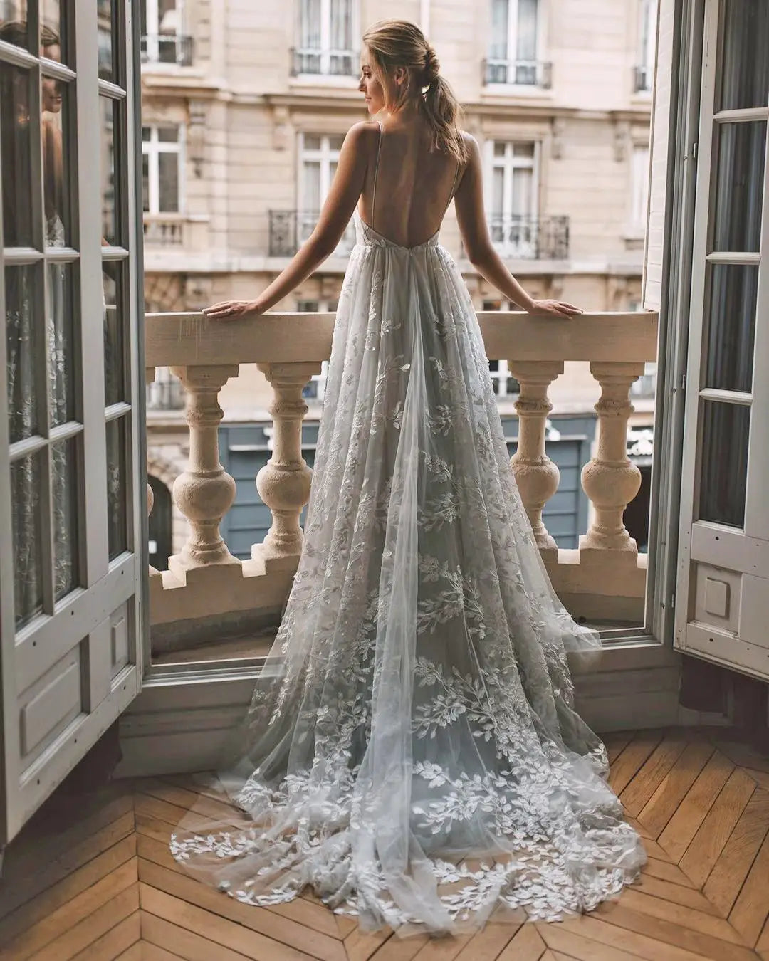 Stunning Barn Wedding Dresses