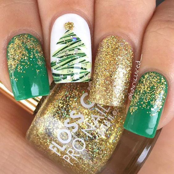 Christmas Tree Nails Art; Christmas nails; cute Christmas nails; Christmas coffin nails; easy Christmas nails; Christmas nails designs;