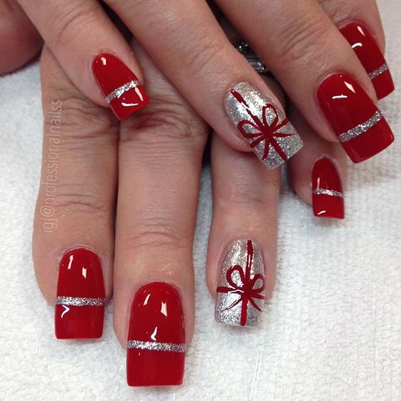 Christmas Presents Nails Art; Christmas nails; cute Christmas nails; Christmas coffin nails; easy Christmas nails; Christmas nails designs;