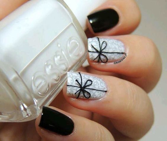 Christmas Presents Nails Art; Christmas nails; cute Christmas nails; Christmas coffin nails; easy Christmas nails; Christmas nails designs;