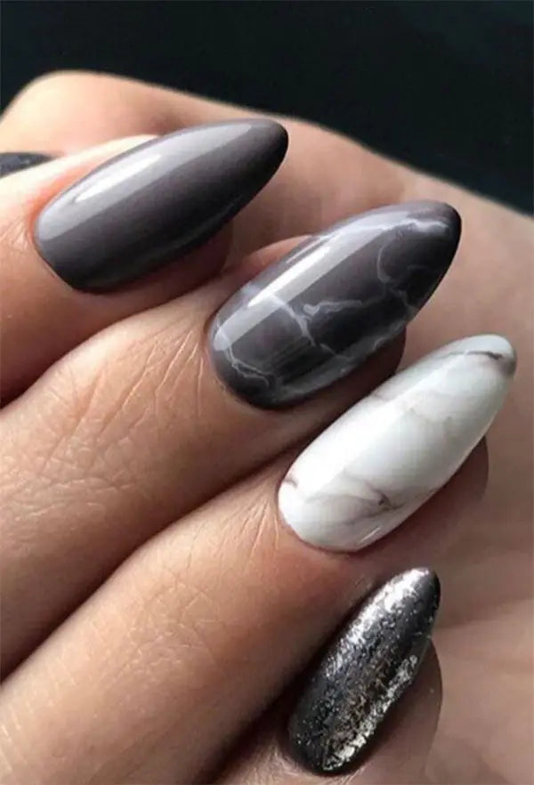 10+ Almond Marble Nails designs；Marble Nails；Almond Nails；Nails Trend；Nails Art；Nails design；Nails Art；Nails acrylic；Nails winter；