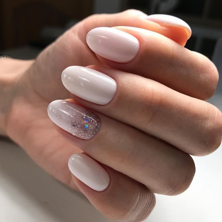 45 + Designs with Nude Nail Polish