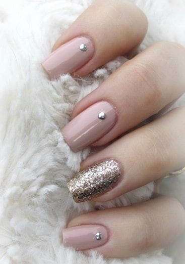 45 + Designs with Nude Nail Polish