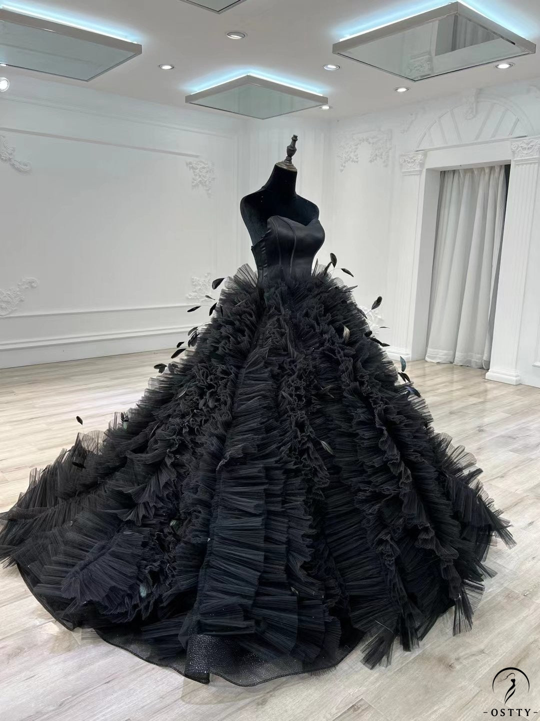 BLACK INDUSTRY BALL GOWN